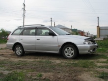 Toyota Caldina 1.8 AT 2000