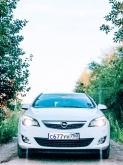 Opel Astra 1.6 AT 2010