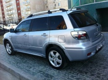 Mitsubishi Outlander 2.4 AT 4WD 2005