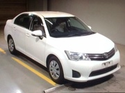 Toyota Corolla Axio 1.5 CVT 4WD 2014