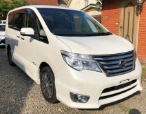 Nissan Serena 1.3 MT 2014