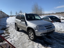 Chevrolet Niva 1.7 MT 2011 Chevrolet Niva 1.7 MT 2011