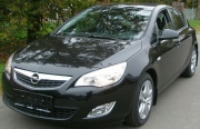 Opel Astra 1.6 AT 2012