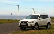 Mitsubishi Outlander 2.4 CVT 4WD 2010