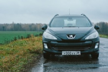 Peugeot 308 1.6 MT 2010